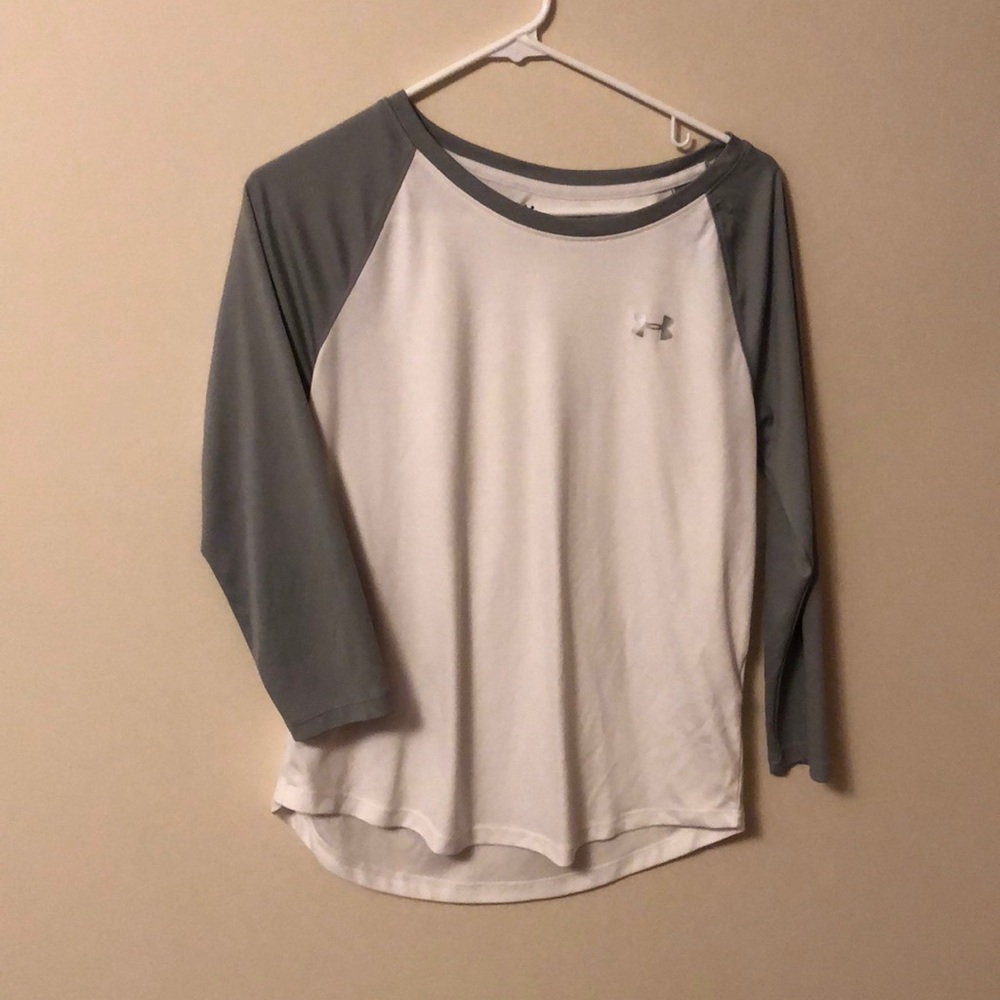 3/4 sleeve under armour shirt